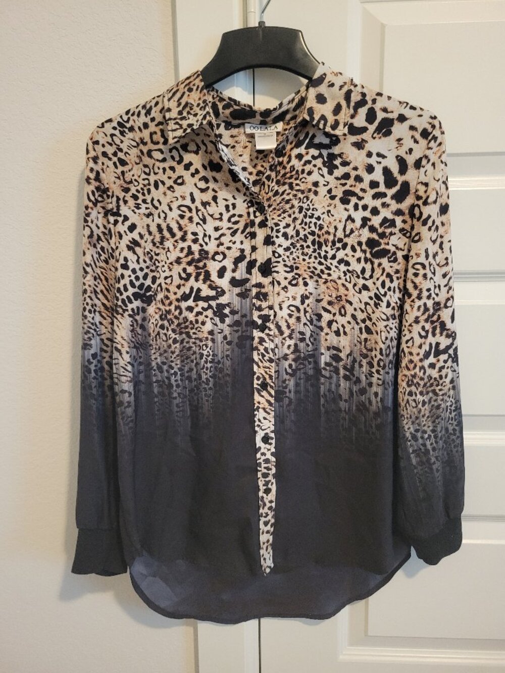 Oo LaLa Leopard Ombre Blouse | Slightly Sheer Button Front | Size Medium